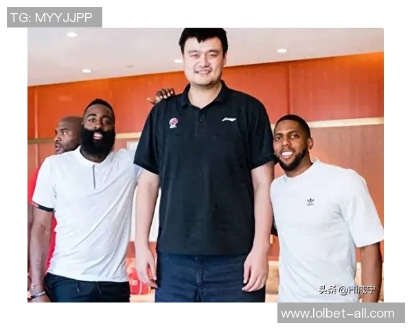 姚明新年祝福照曝光展现亲和力与运动员风范引发网友热议