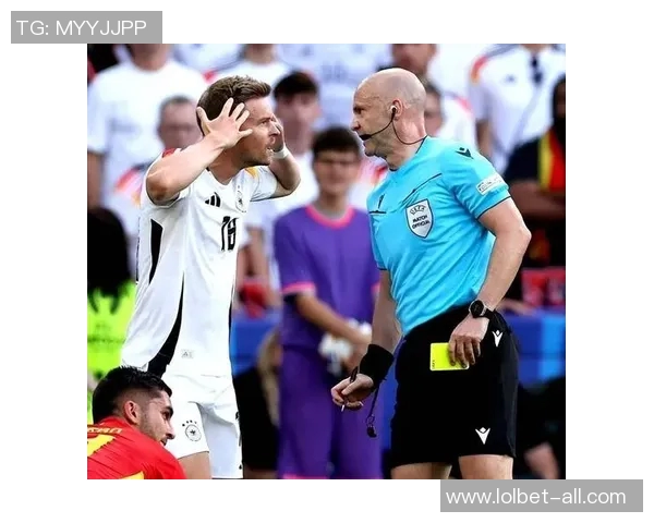 欧联杯惊天逆转本菲卡4-3莱比锡争议判罚引发全场热议