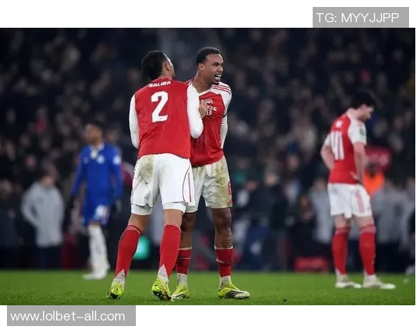 欧联杯阿森纳大胜里昂红牌事件引发全场热议与数据分析