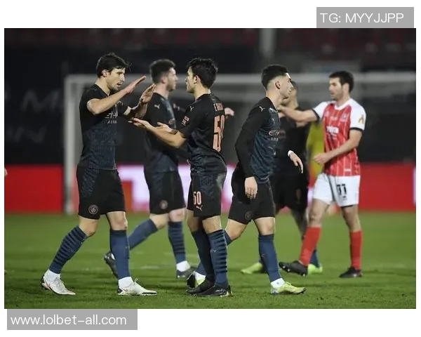 足总杯精彩对决尤文图斯逆转曼城乌龙球成关键转会传闻再起