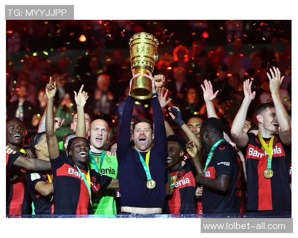 足总杯惊现冷门曼联与巴萨激战成平局神扑瞬间引发全场沸腾