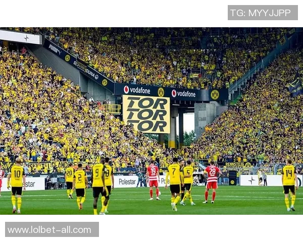 中超赛场风云再起莱比锡大胜多特蒙德红牌争议引发热议