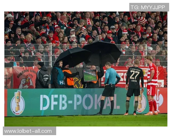 国王杯精彩对决曼城与曼联战成平局绝杀瞬间点燃全场激情