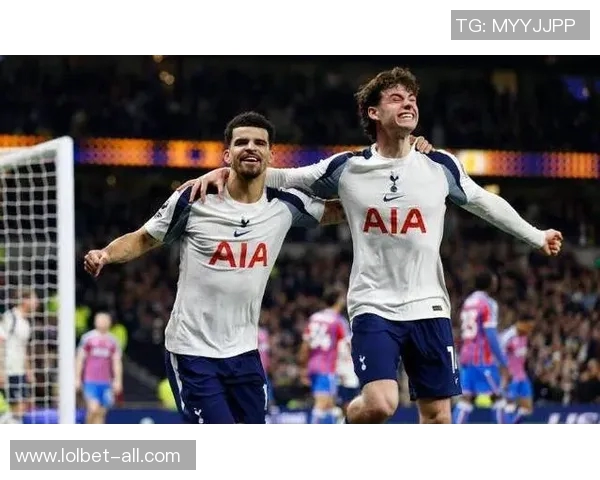 德甲热刺大胜里昂红牌事件引发全场热议赛后点评分析